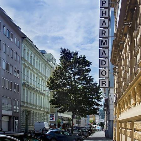 Pension Pharmador Vienne Extérieur photo