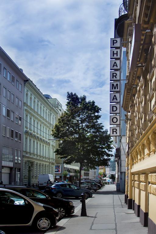 Pension Pharmador Vienne Extérieur photo