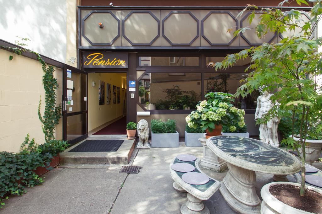 Pension Pharmador Vienne Extérieur photo